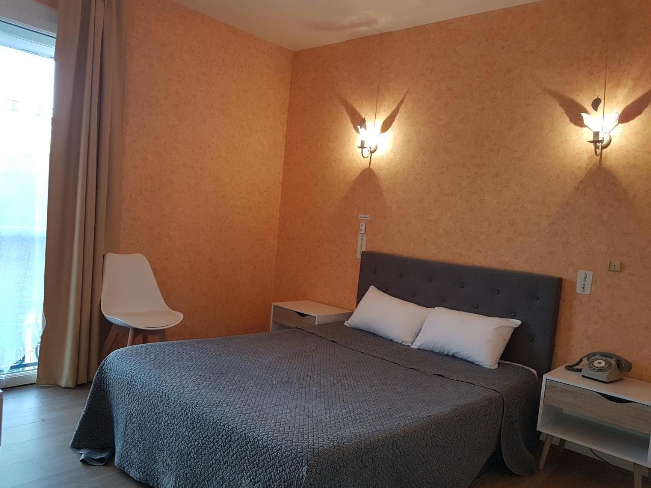 Hotel Du Commerce Chez Stephane Roumazières 외부 사진
